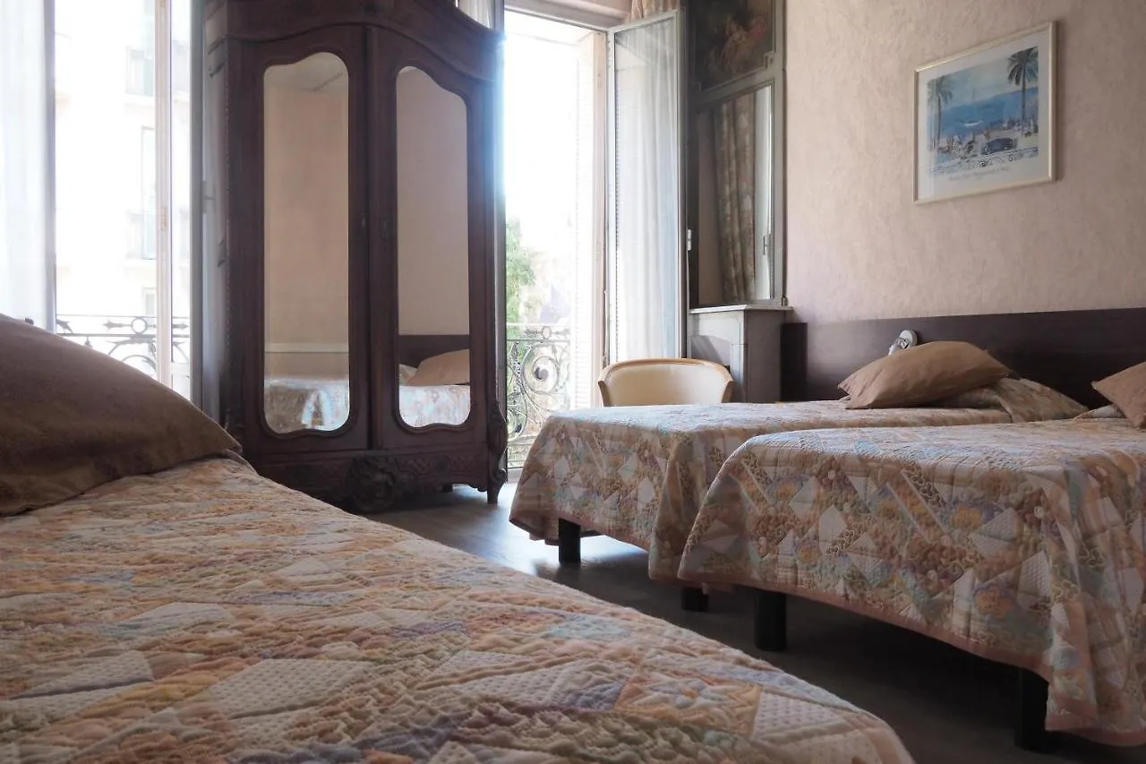 Hotel Busby Nice
