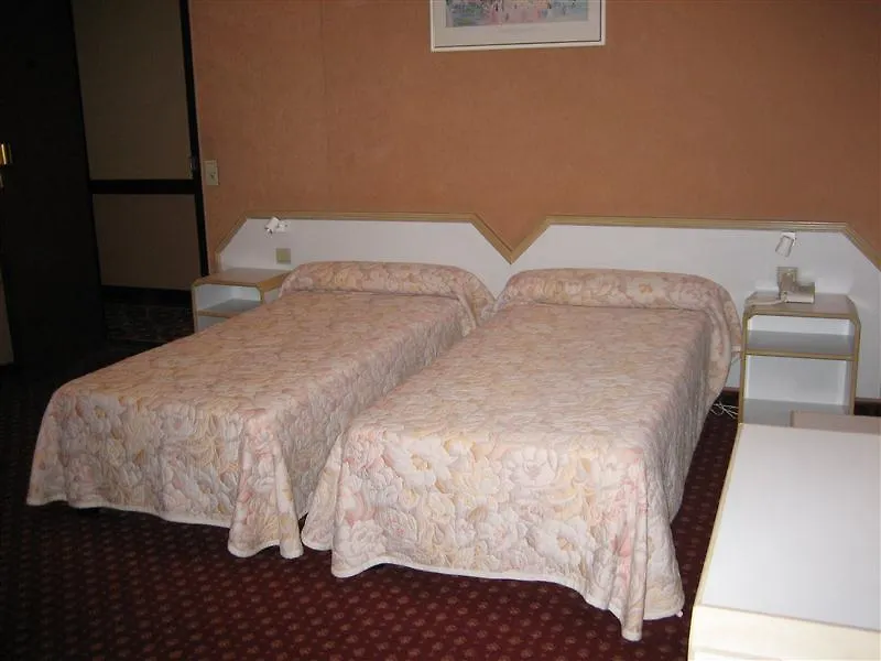 Hotel Busby Nice