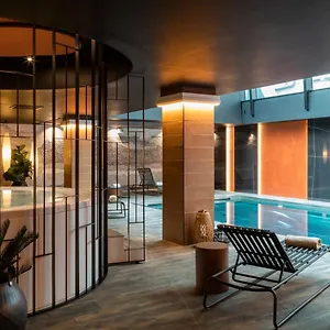 Otel & Oceania Le Conti ****
